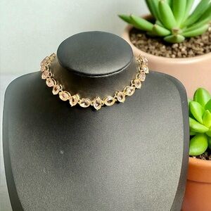 Express Choker, Pink Ice colored glass gemstones, nwt